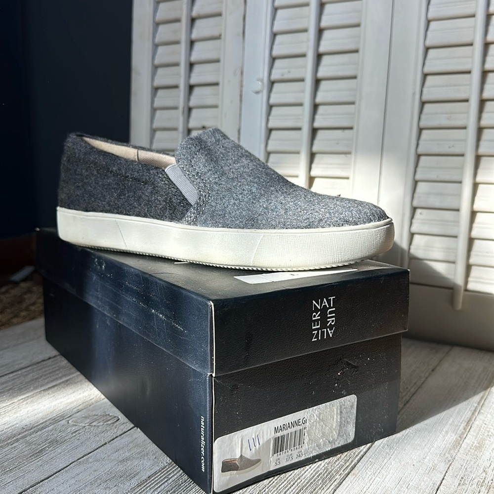 naturalizer marianne gray wool like exterior